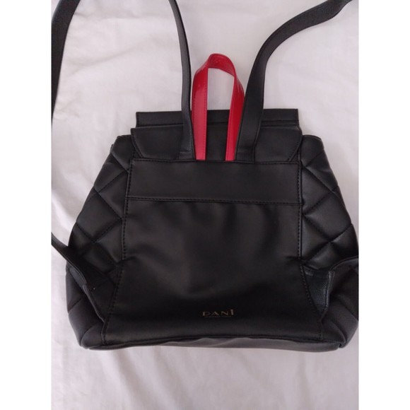 Dani by Danielle Nicole Disney Minnie Mouse Black Quilted Red Bow Backpack - Picture 5 of 9